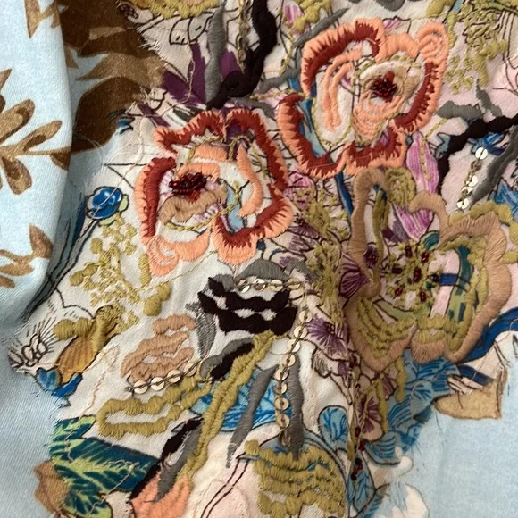 Sundance beaded T — size L - Picture 4 of 7